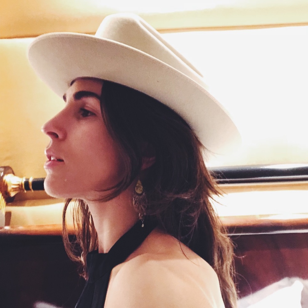 Meet your Posher, Erika